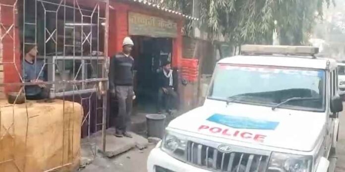 Patna police reached civil court with Prashant Kishor